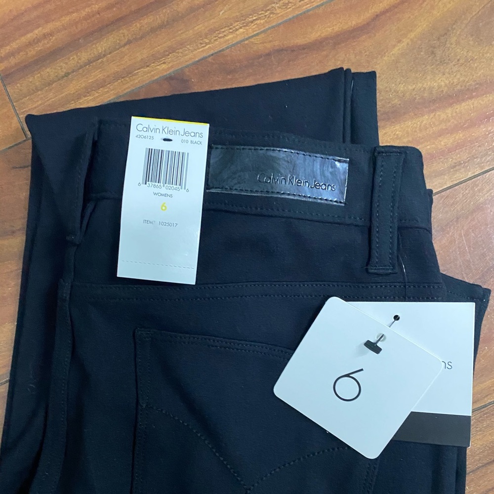 Woman pants size 6 brand new